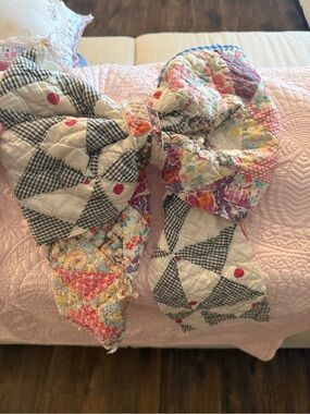 Quilted Bow Pink and Multicolor